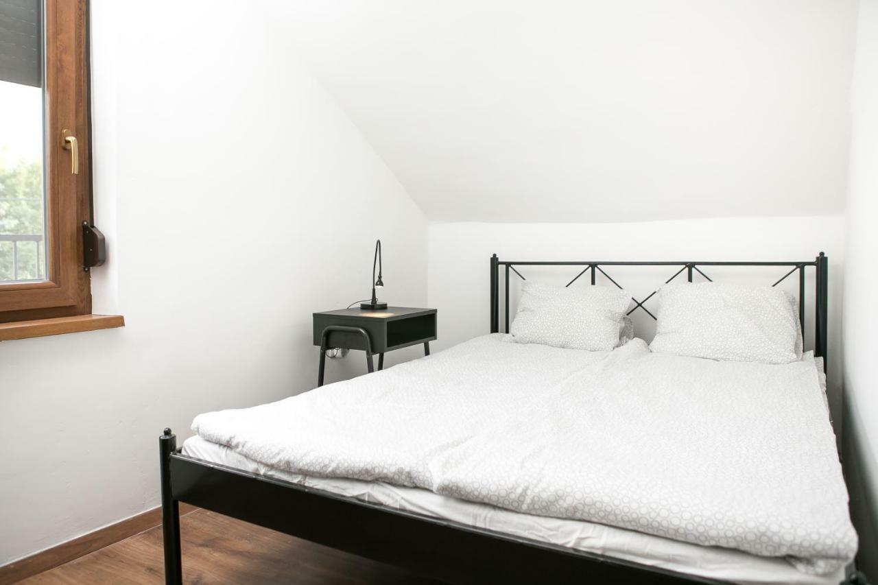 Starlight Apartment Mezőkövesd Esterno foto