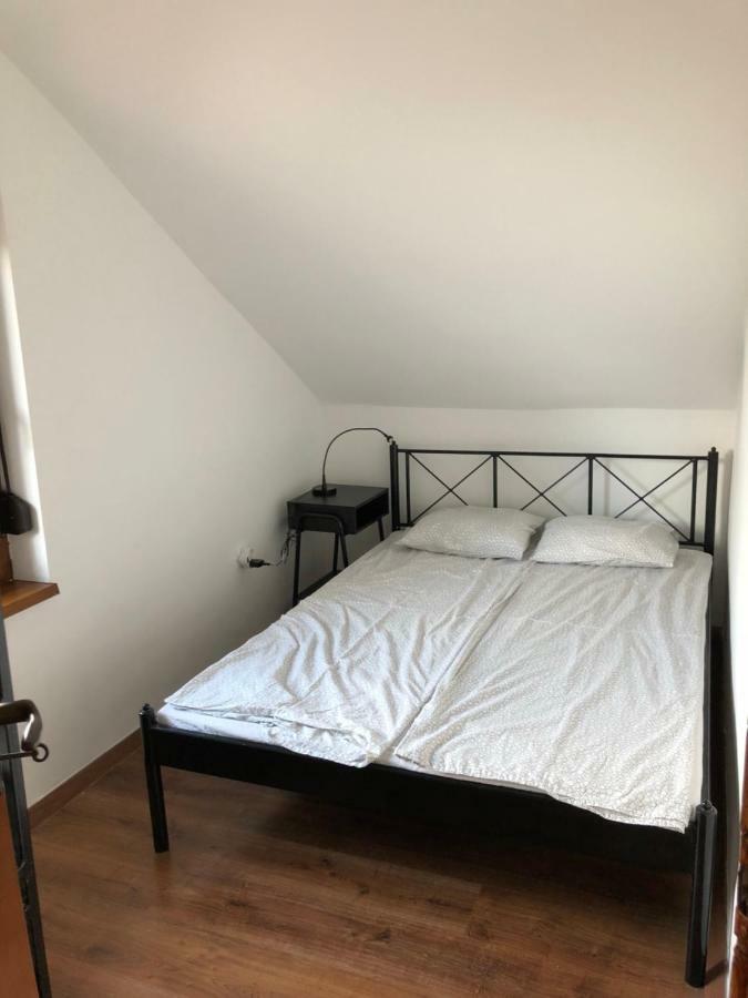 Starlight Apartment Mezőkövesd Esterno foto