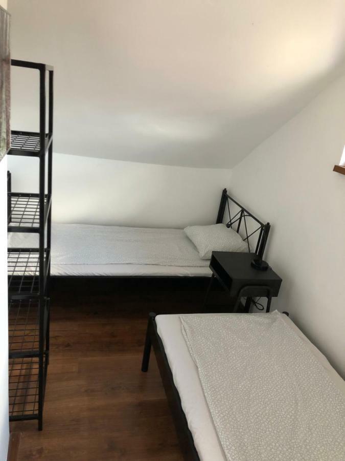 Starlight Apartment Mezőkövesd Esterno foto