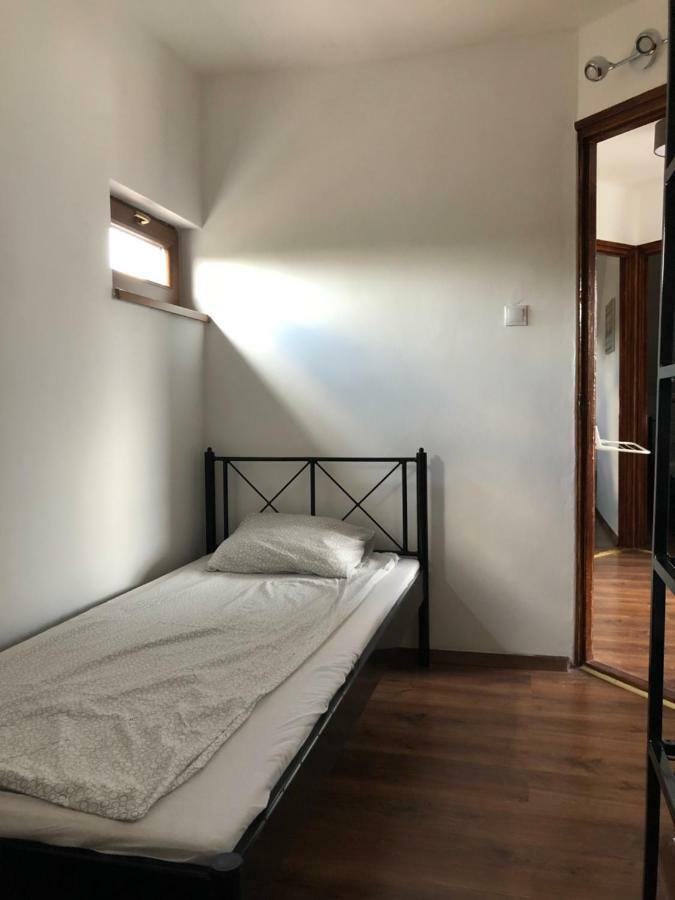 Starlight Apartment Mezőkövesd Esterno foto